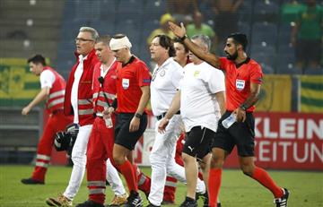 Partido de la Europa League es interrumpido por agresión a un árbitro