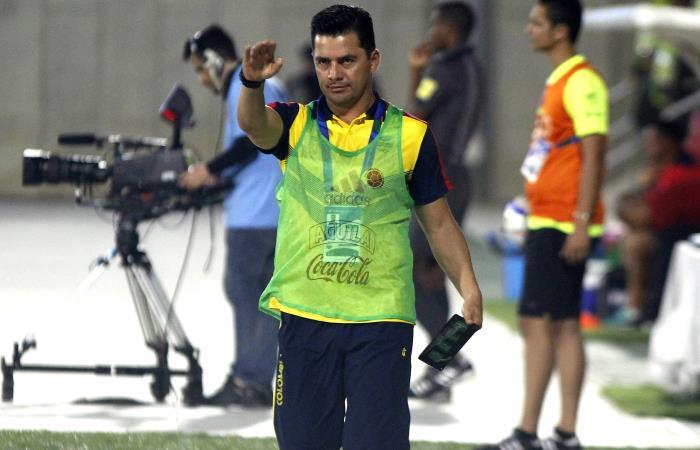 Arturo Reyes, nuevo DT interino de la Selección Colombia. Foto: AFP