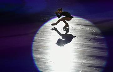 [VIDEO] Así es como una niña de 14 años pasa a la historia del patinaje