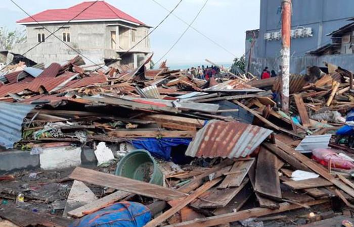 Tsunami en Indonesia deja al menos 48 muertos. Foto: EFE