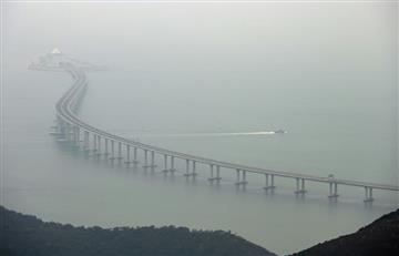 Puente de 55 km en el mar de la China une islas de Hong Kong y Macao