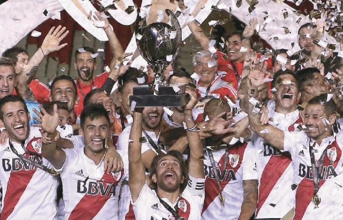 River levantado la Recopa Sudamericana de 2016. Foto: AFP