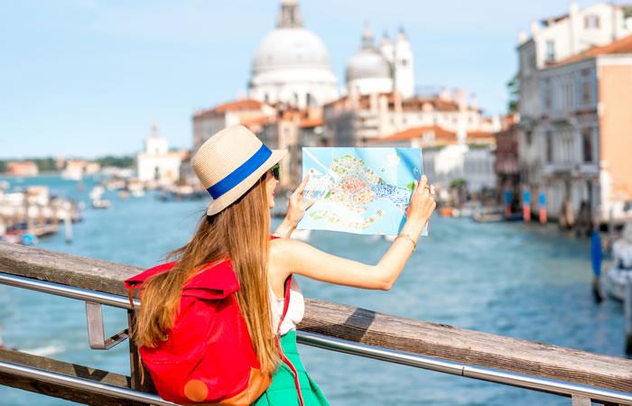 Mayor número de mujeres viajeras. Foto: Shutterstock