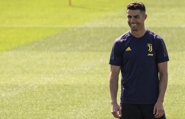 Cristiano Ronaldo en entrenamientos con Juventus. Foto: AFP