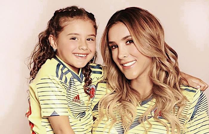 Daniela Ospina junto a su hija Salomé. Foto: Instagram