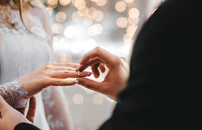 Descubre de qué trata soñar con una boda. Foto: Shutterstock
