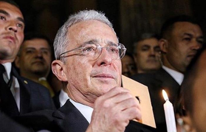 Se cambió la sede de indagatoria a Álvaro Uribe. Foto: Instagram