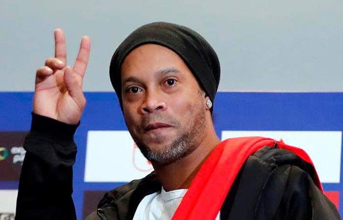 Ronaldinho está en Colombia. Foto: EFE