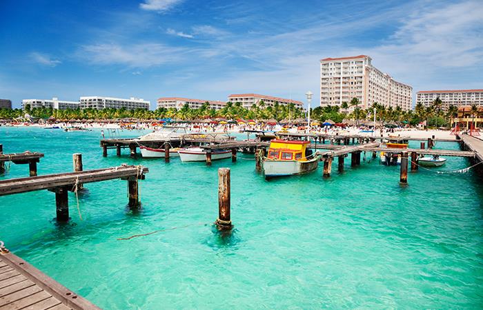 Los colombianos podrán viajar a Aruba en vuelo directo desde Medellín y Barranquilla. Foto: Shutterstock
