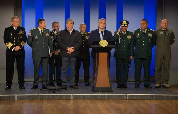 Duque miientras anuncia el cambio de la comandancia del Ejército. Foto: EFE