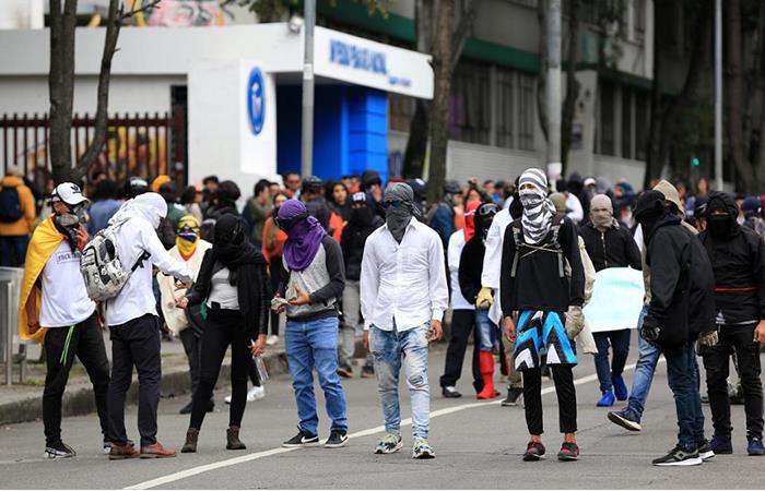 Disturbios en Bogotá por protestas contra el Esmad. Foto: Shutterstock