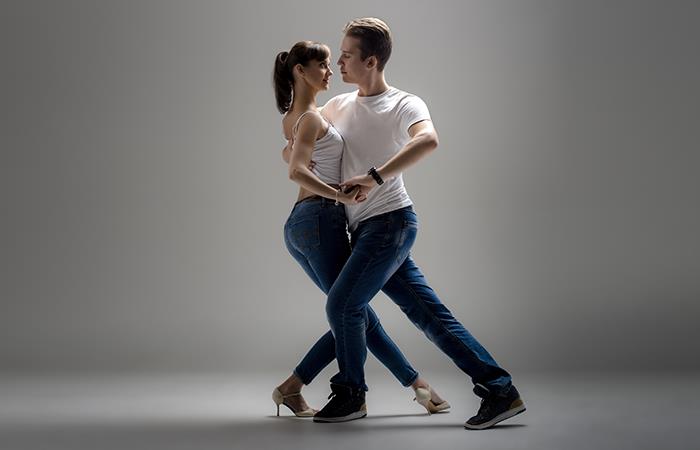 ¡Mejora tu intimidad bailando!. Foto: Shutterstock
