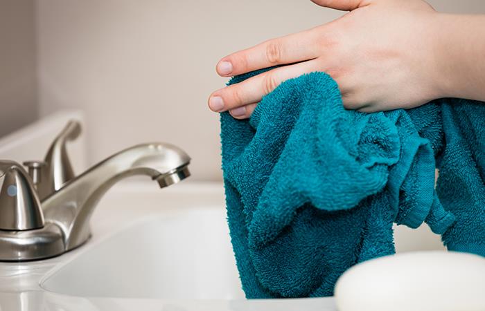 ¡Secar tus manos también es importante!. Foto: Shutterstock