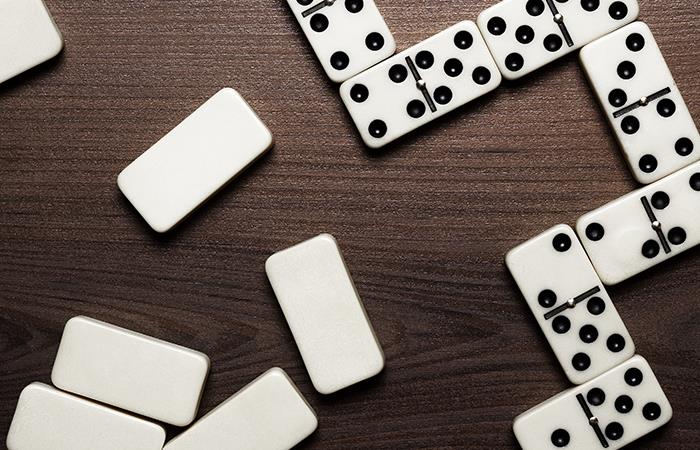 Adivina tu futuro con el dominó. Foto: Shutterstock