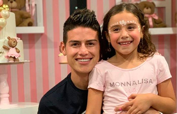 James Rodríguez junto a su hija Salomé. Foto: Instagram