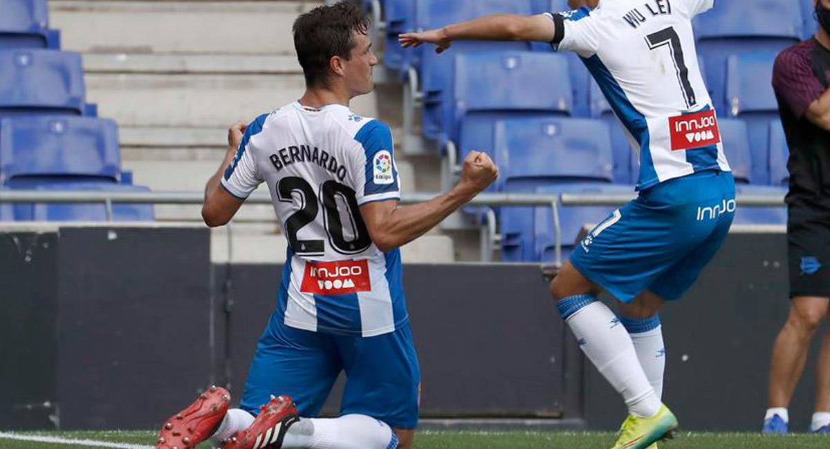Bernardo Espinosa anotó en el partido anterior. Foto: EFE