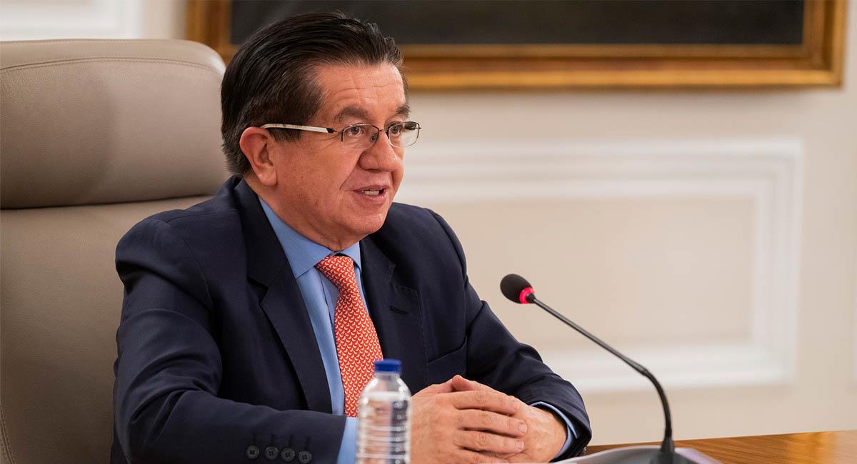 La noticia fue dada por el ministro de Salud, Fernando Ruiz. Foto: Presidencia