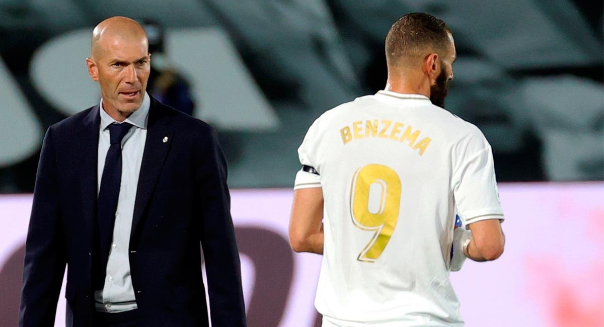 Zinedine Zidane opinó sobre las supuestas ayudas arbitrales que recibe Real Madrid. Foto: EFE