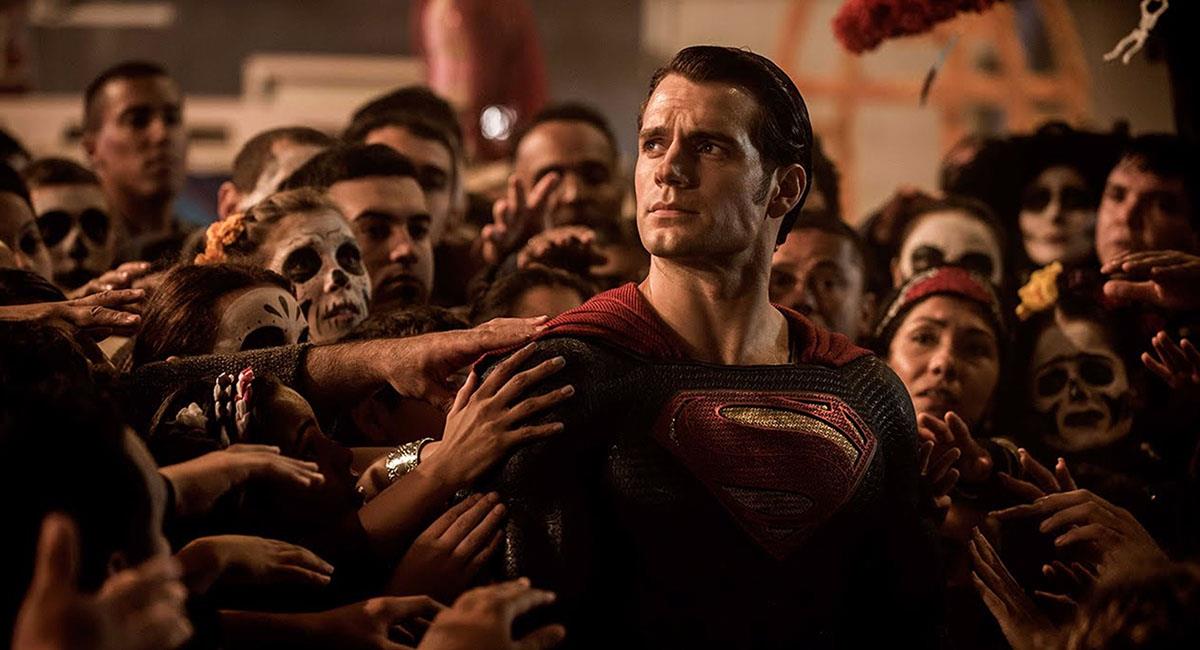 Henry Cavill quiere volver a interpretar a Superman. Foto: Twitter @DCComics