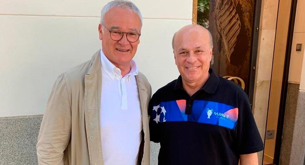Carlos Antonio Vélez con Claudio Ranieri. Foto: Instagram @velezfutbol