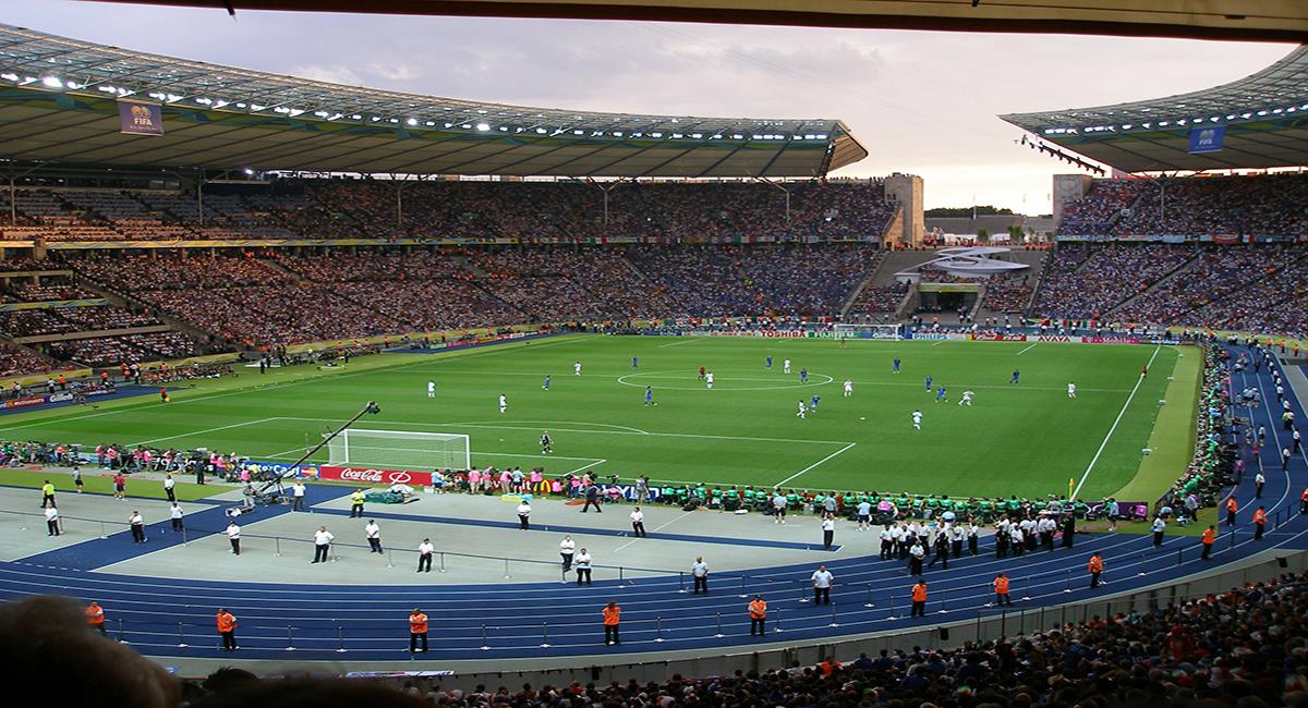 Retorna el fútbol a los estadios pero sin público en las graderías. Foto: Pixabay