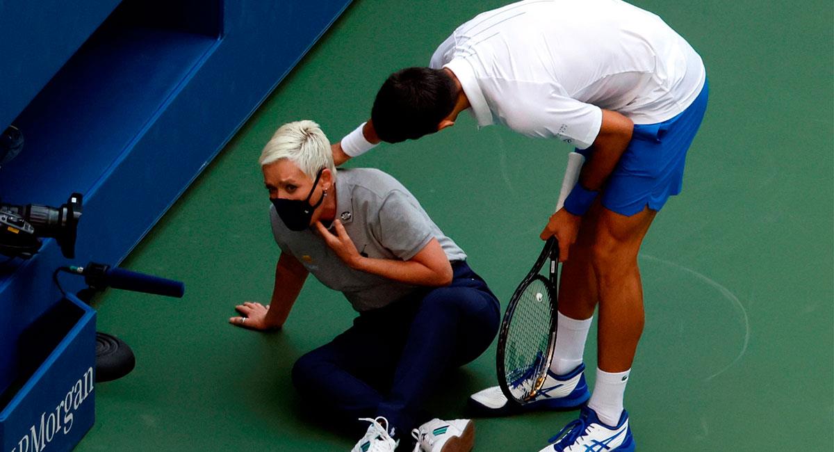 Novak Djokovic golpeó sin intención a una jueza del US Open. Foto: EFE