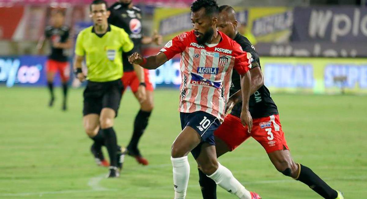 Junior y América disputaron el partido de ida de la Superliga. Foto: EFE