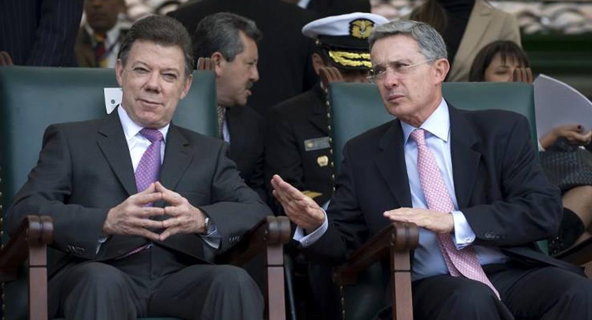 Juan Manuel Santos fue ministro de Defensa de Álvaro Uribe Vélez. Foto: Facebook La FM