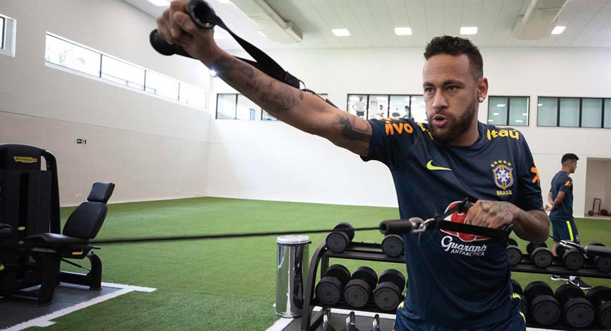 Neymar podría perderse el partido ante Bolivia. Foto: EFE