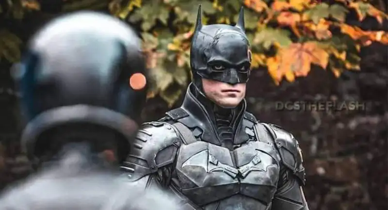 The Batman: Nuevas imágenes de rodaje muestran el regreso de Robert Pattinson como Bruce Wayne