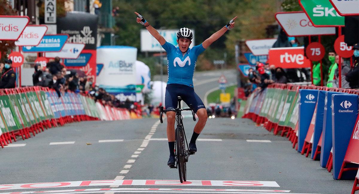 Marc Soler se fugó en los últimos kilómetros y logró la victoria en la segunda etapa de La Vuelta. Foto: EFE