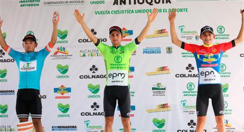 Alexander Gil, ganador y primer líder de la Vuelta a Antioquia
