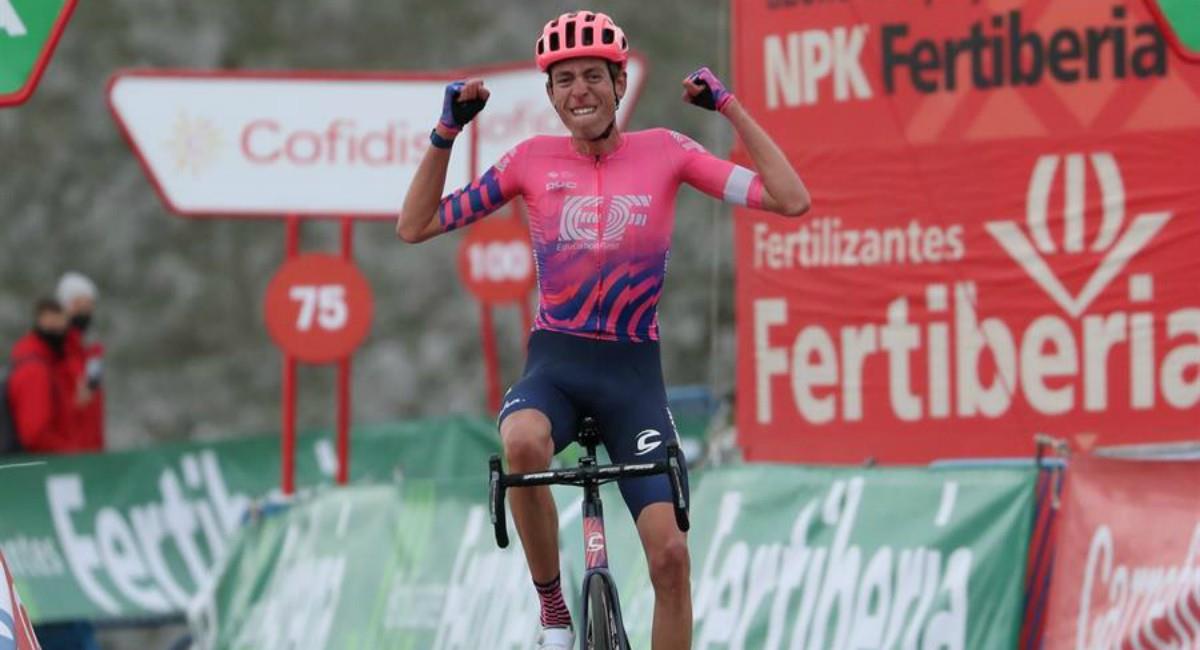 Hugh Carthy ganó la etapa 12 de la Vuelta a España. Foto: EFE