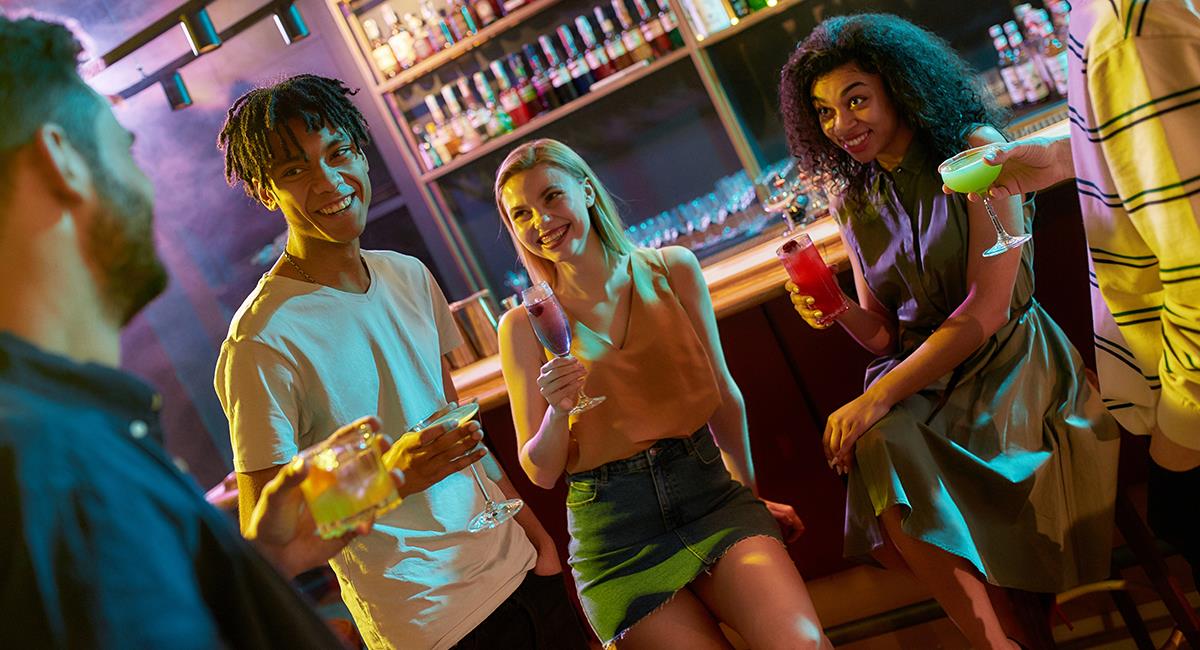 Descubre qué tipo de borracho eres según tu signo del zodiaco. Foto: Shutterstock