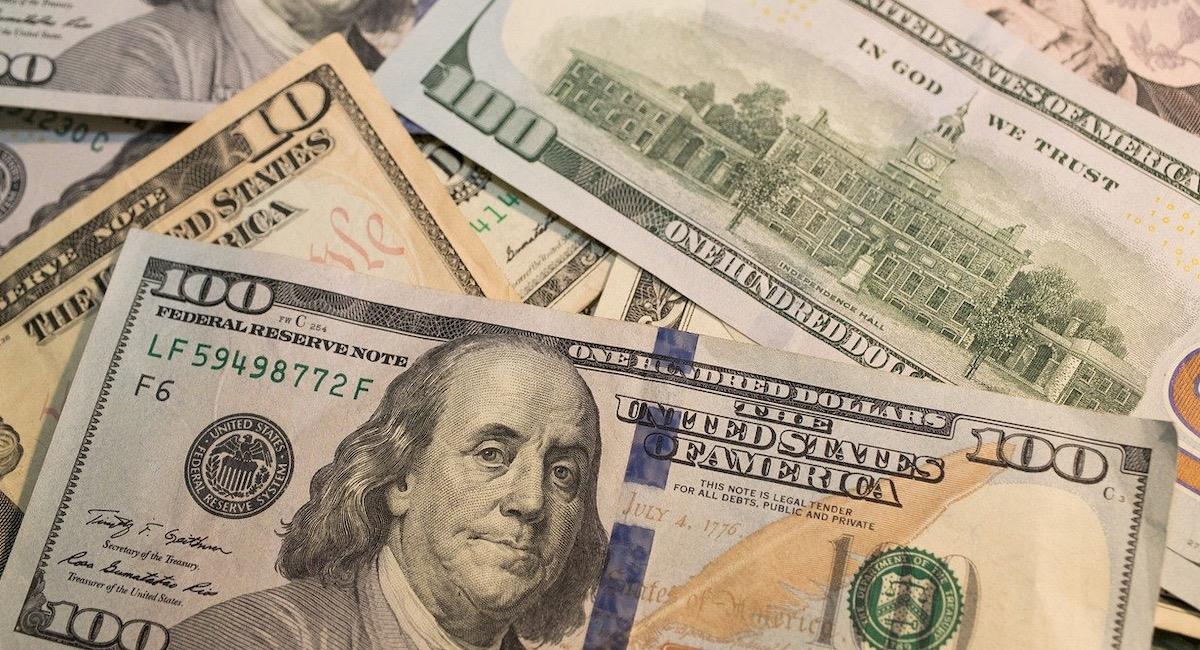 Dólar cayó más de 100 pesos en la mañana del 9 de noviembre. Foto: Pixabay