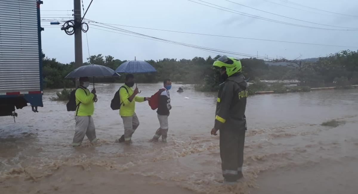 Inundaciones en Cartagena. Foto: Twitter @PoliciaCtagena