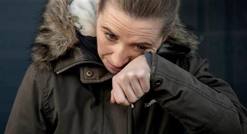 Entre lágrimas la primera ministra de Dinamarca pide perdón por matanza de visones