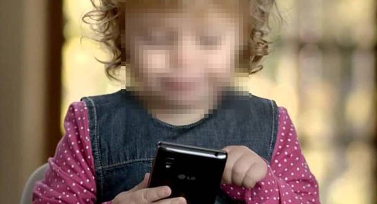 Los niños aprenden a usar el celular pronto y aunque parezca nocivo, a veces puede resultar benéfico. Foto: Facebook Ecos del Combeima