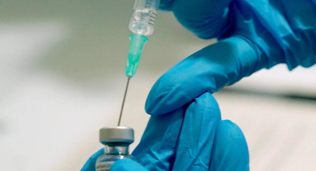 Durante la semana se espera administrar la vacuna contra el Covid-19 de Pfizer a 3 millones de personas en los Estados Unidos. Foto: Facebook Diario Libre