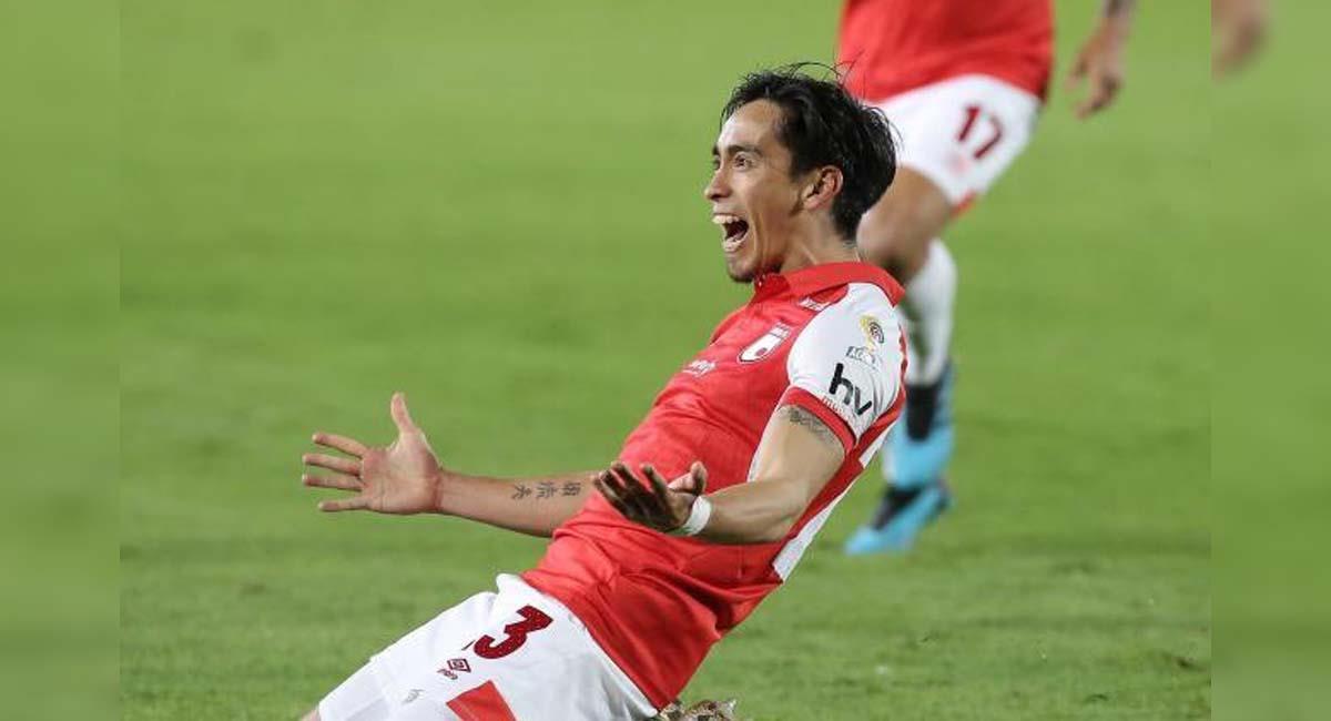 Fabián Sambueza celebra un gol con Santa Fe. Foto: Twitter / @nuestrosdporte2
