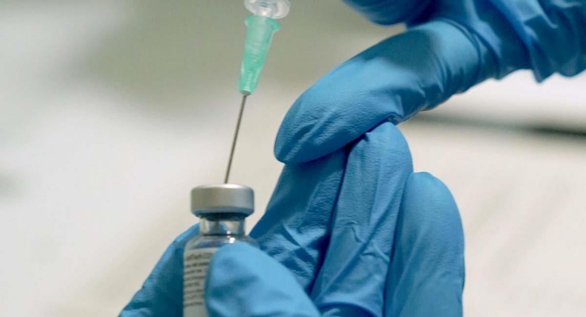 La vacuna de BioNTech y Pfizer es una de las más eficaces contra la COVID19. Foto: EFE