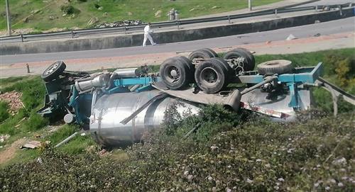 Conductor de camión del accidente en Sierra Morena debía $ 1´400.000 en comparendos
