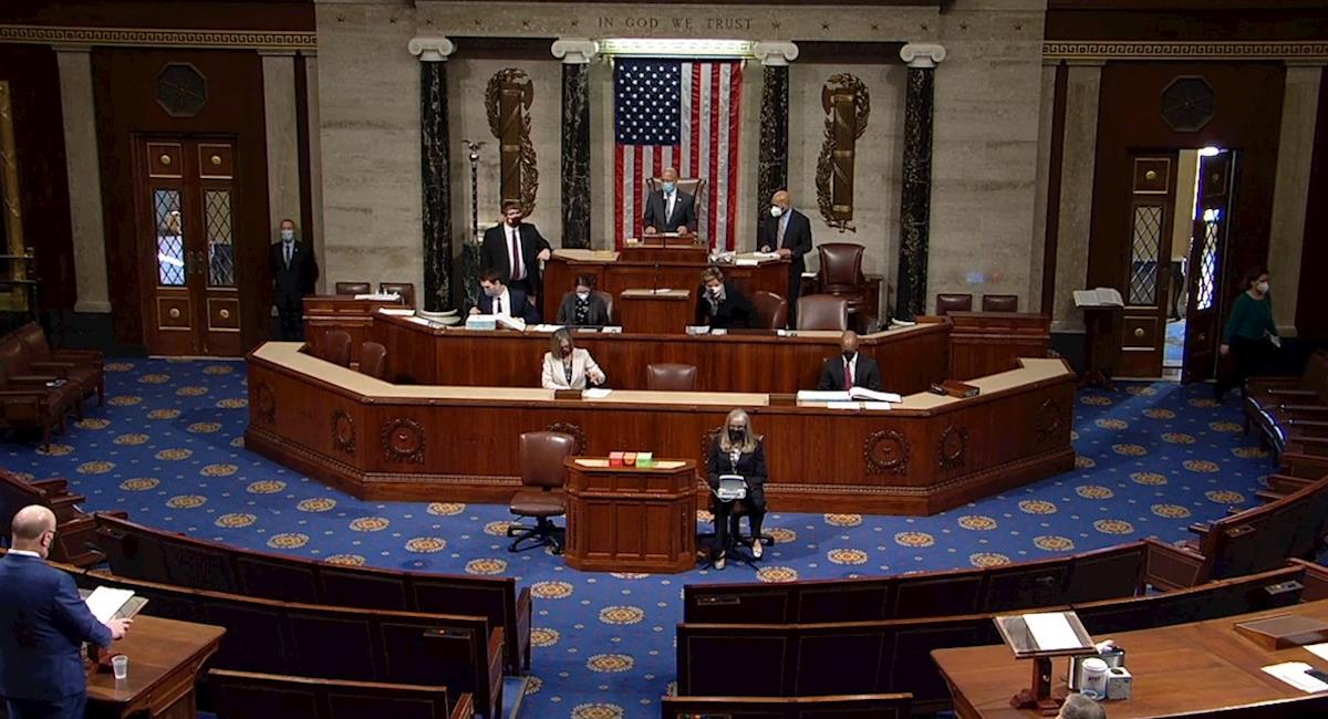Congreso de Estados Unidos debate juicio político de Trump. Foto: EFE