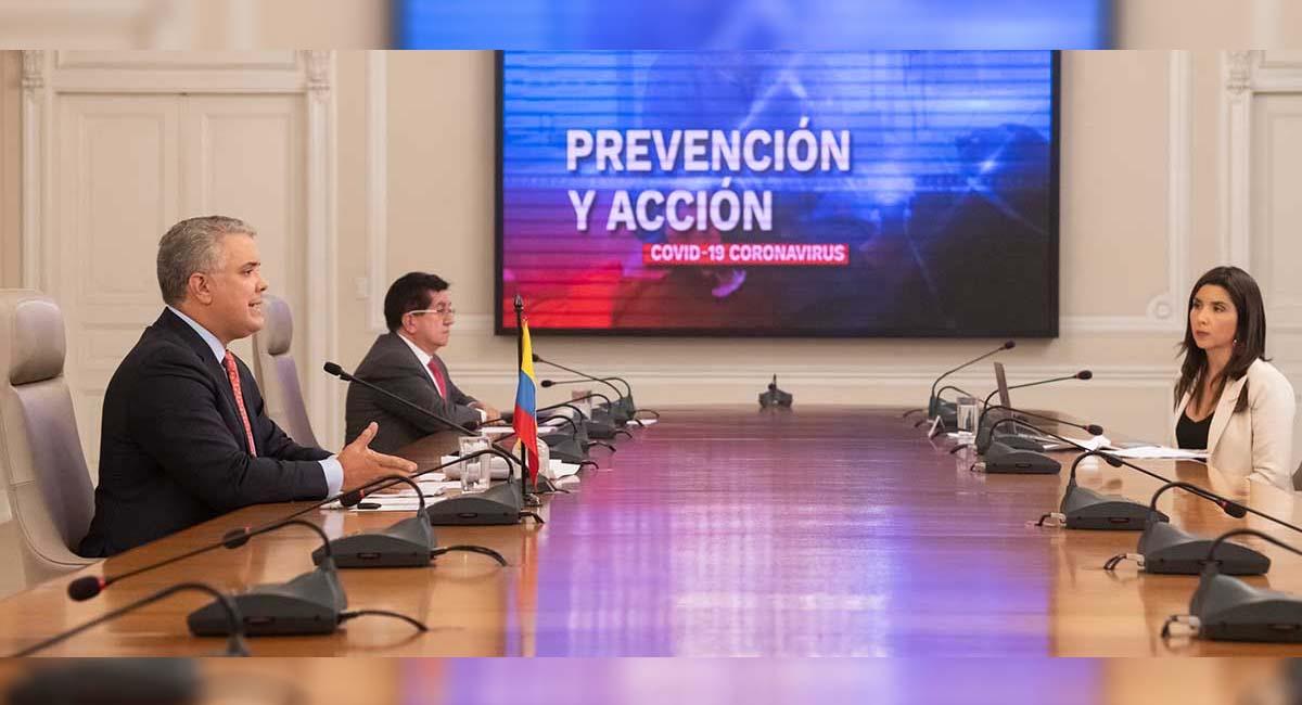 El presidente Iván Duque, junto con los ministros de Salud y Educación. Foto: Presidencia Colombia