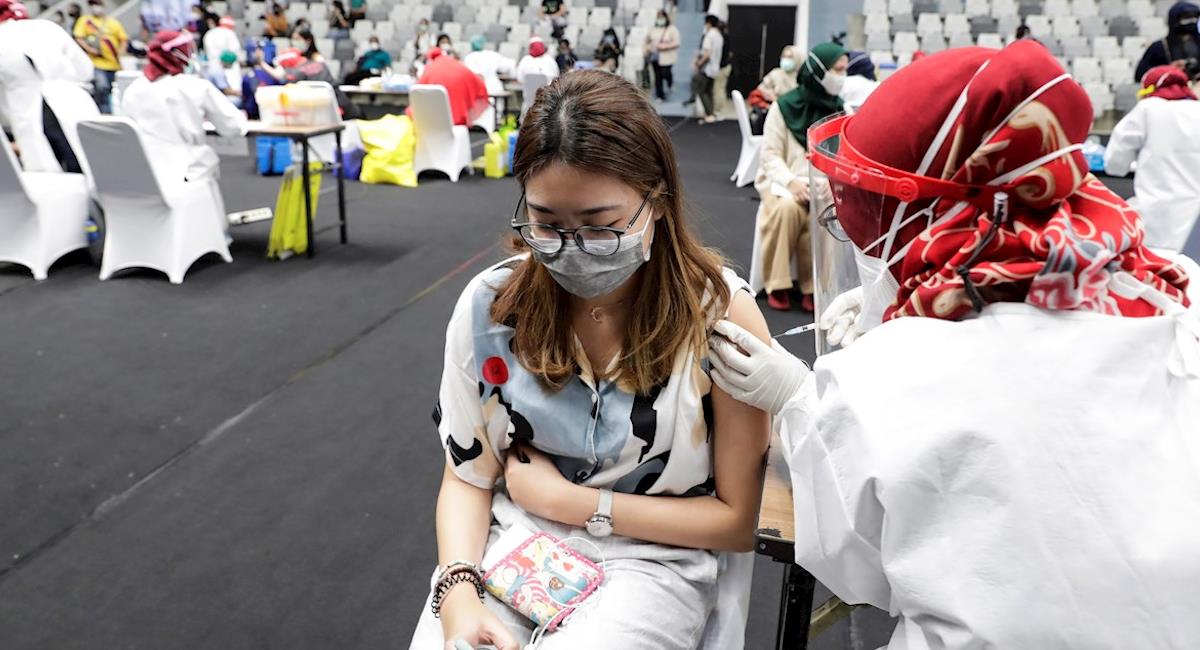 Entre EE.UU, China y Europa ya han vacunado a más de 100 millones de personas. Foto: EFE