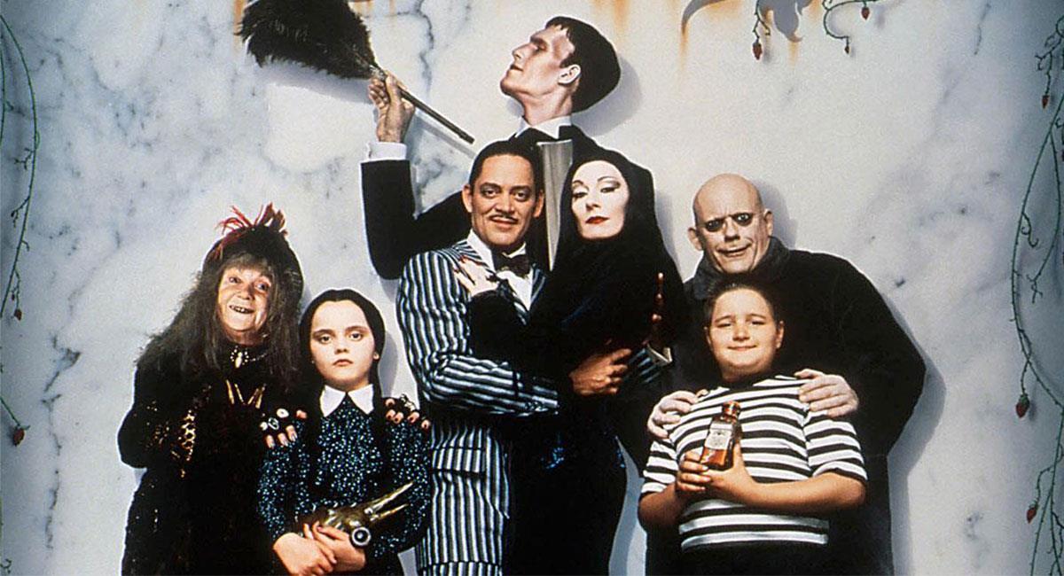 "The Addams Family" tuvo una serie de exitosas películas en la década de los 90. Foto: Twitter @RedLegacyComics
