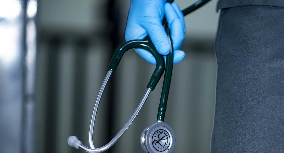 El médico no se ha manifestado frente a las denuncias en su contra. Foto: Pixabay