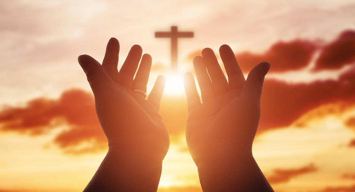 Poderosa oración para jamás perder la fe durante las adversidades. Foto: Shutterstock