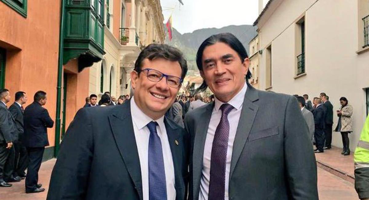 El senador Gustavo Bolívar acompañado de Hollman Morris, dos de las personalidades de la Colombia Humana liderada por Gustavo Petro. Foto: Twitter @HOLLMANMORRIS