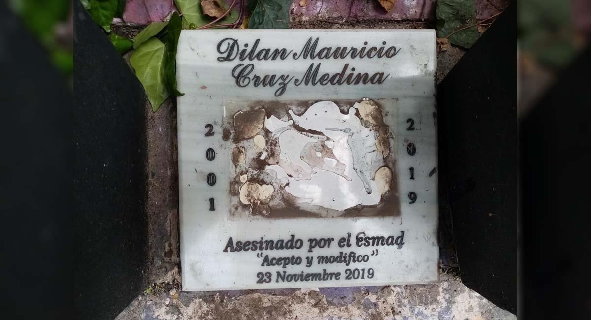 Monumento en homenaje a Dilan Cruz en Bogotá. Foto: Twitter / @centromemoria